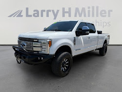 2017 Ford Super Duty F-250 SRW Platinum 4WD! THIS THING IS NICE!