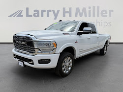2019 RAM 3500 Limited 4X4! LOADED! CLEAN!
