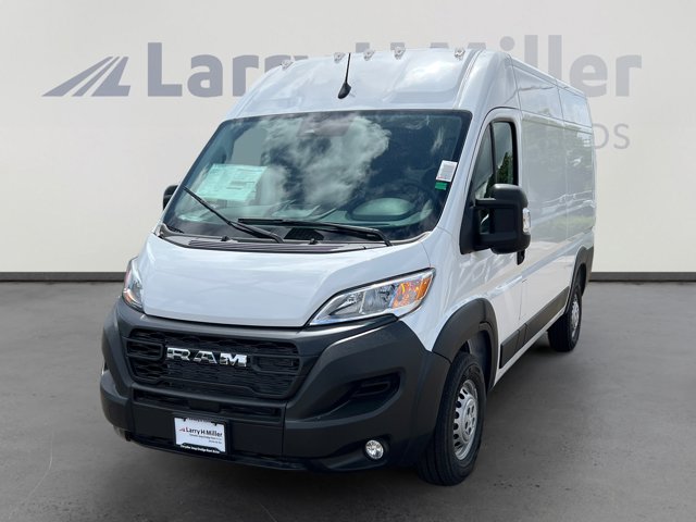 2025 RAM ProMaster Cargo Van Tradesman