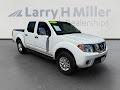 2015 Nissan Frontier SV 4WD! CREW CAB! CLEAN MACHINE!