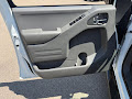 2015 Nissan Frontier SV 4WD! CREW CAB! CLEAN MACHINE!