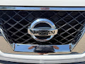 2015 Nissan Frontier SV 4WD! CREW CAB! CLEAN MACHINE!