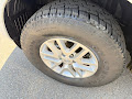 2015 Nissan Frontier SV 4WD! CREW CAB! CLEAN MACHINE!
