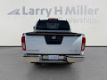 2015 Nissan Frontier SV 4WD! CREW CAB! CLEAN MACHINE!