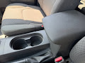 2015 Nissan Frontier SV 4WD! CREW CAB! CLEAN MACHINE!