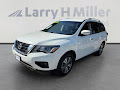 2020 Nissan Pathfinder SV SUPER CLEAN