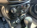 2022 Jeep Renegade Altitude 4X4! FACTORY CERTIFIED WARRANTY