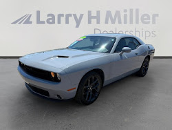 2022 Dodge Challenger SXT FAST, FUN, AND ECONOMICAL! CERTIFIED