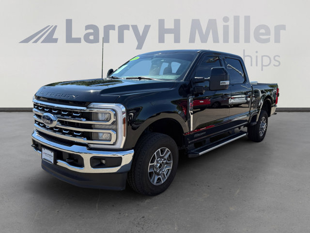 2024 Ford Super Duty F-350 SRW LARIAT 4x4! ONE OWNER!