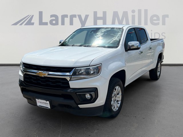 2022 Chevrolet Colorado 4WD LT CREW CAB! ONE OWNER!