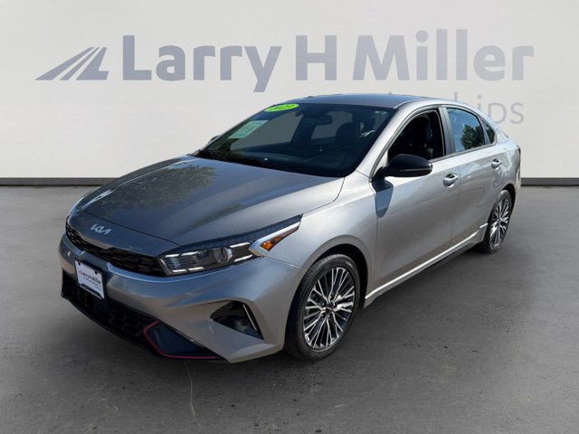 2023 Kia Forte GT-Line AUTOMATIC! LOW MILES!