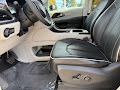 2023 Chrysler Pacifica Hybrid Limited BIG MPG'S!