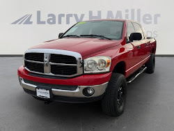 2007 Dodge Ram 1500 SLT 4WD! MEGA CAB!!