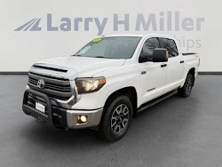 2014 Toyota Tundra 4WD Truck SR5 CREW MAX!