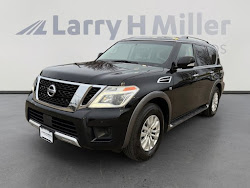 2017 Nissan Armada SV 4X4! THIRD ROW SEATING!