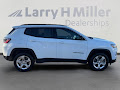 2024 Jeep Compass Latitude 4X4! FACTORY CERTIFIED WARRANTY